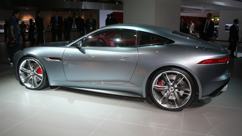 Illustration for article titled Jaguar C-X16 gallery